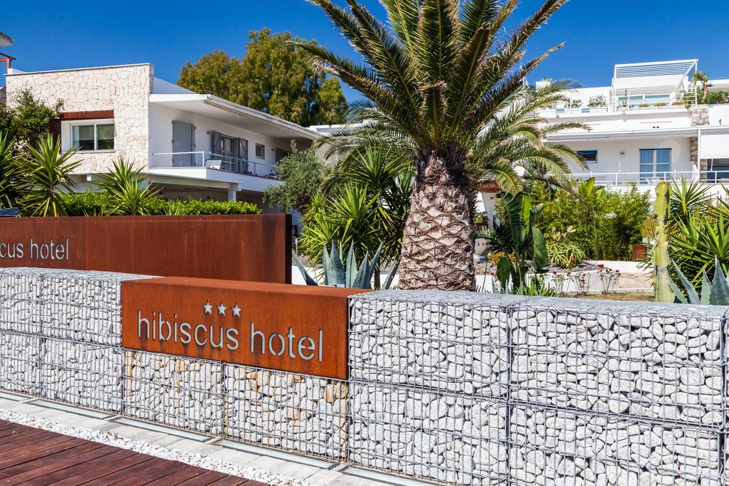 Hotel Residence Hibiscus La Caletta Exterior photo