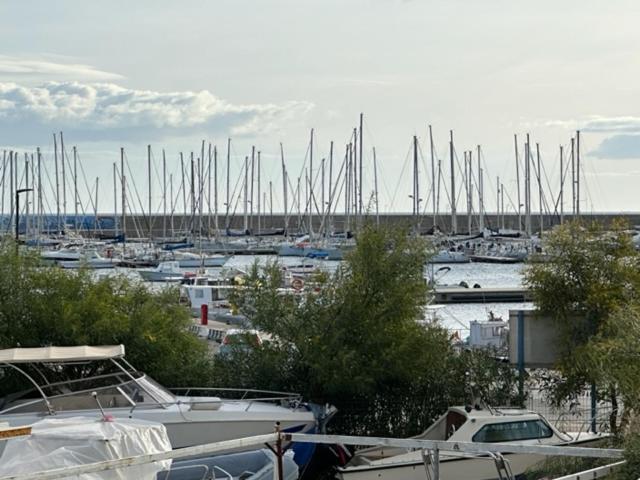 Hotel Residence Hibiscus La Caletta Exterior photo
