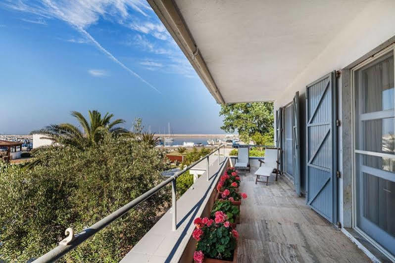 Hotel Residence Hibiscus La Caletta Exterior photo