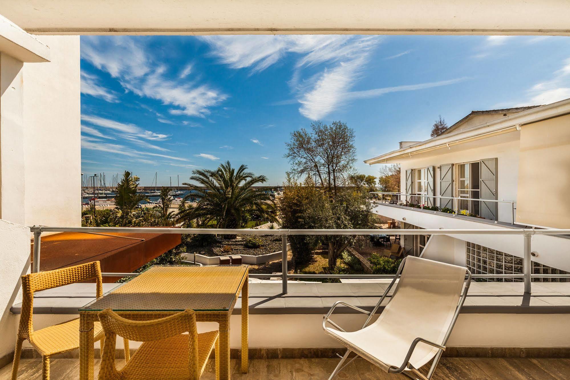 Hotel Residence Hibiscus La Caletta Exterior photo