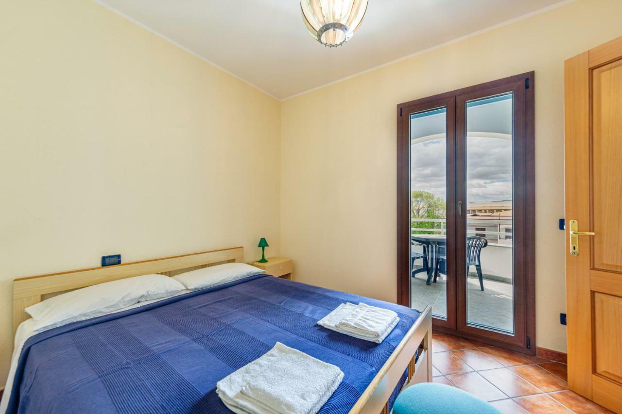 Hotel Residence Hibiscus La Caletta Room photo